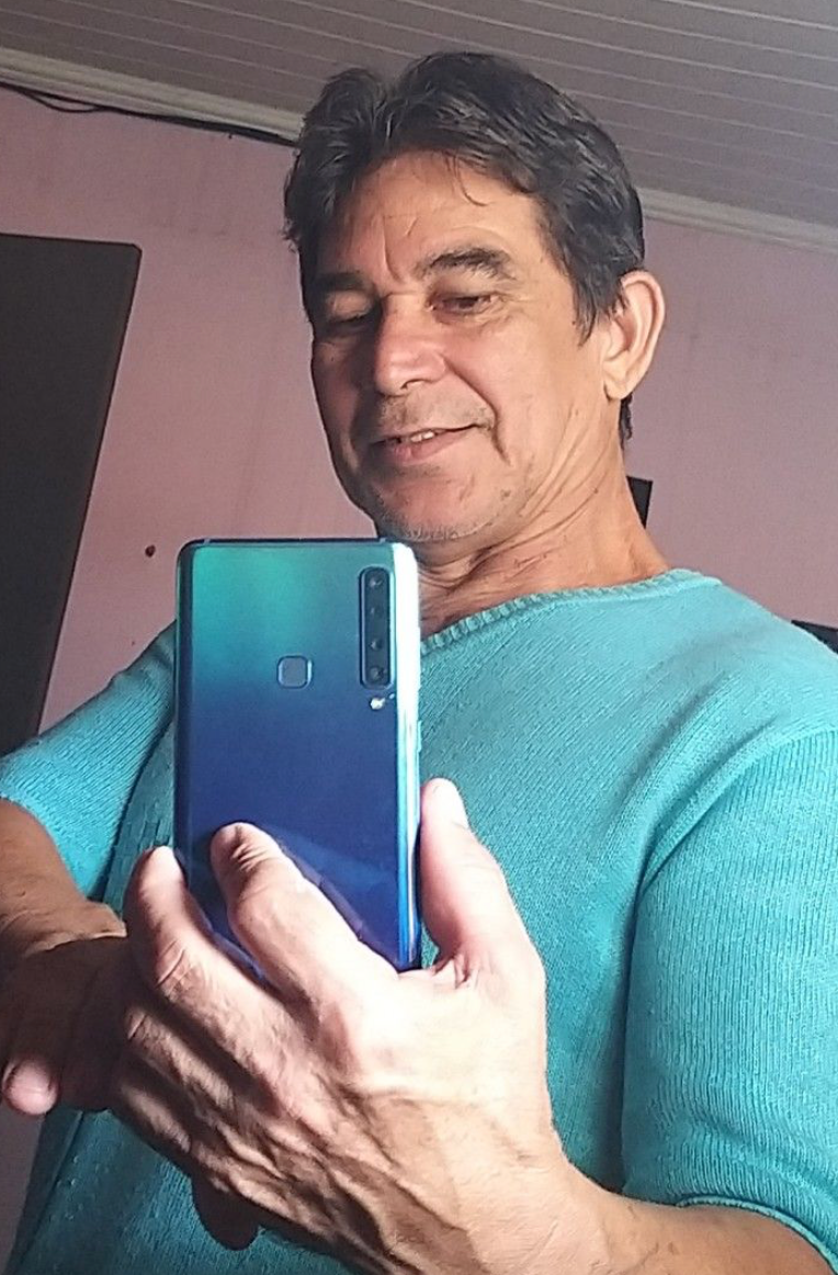 Carlos R